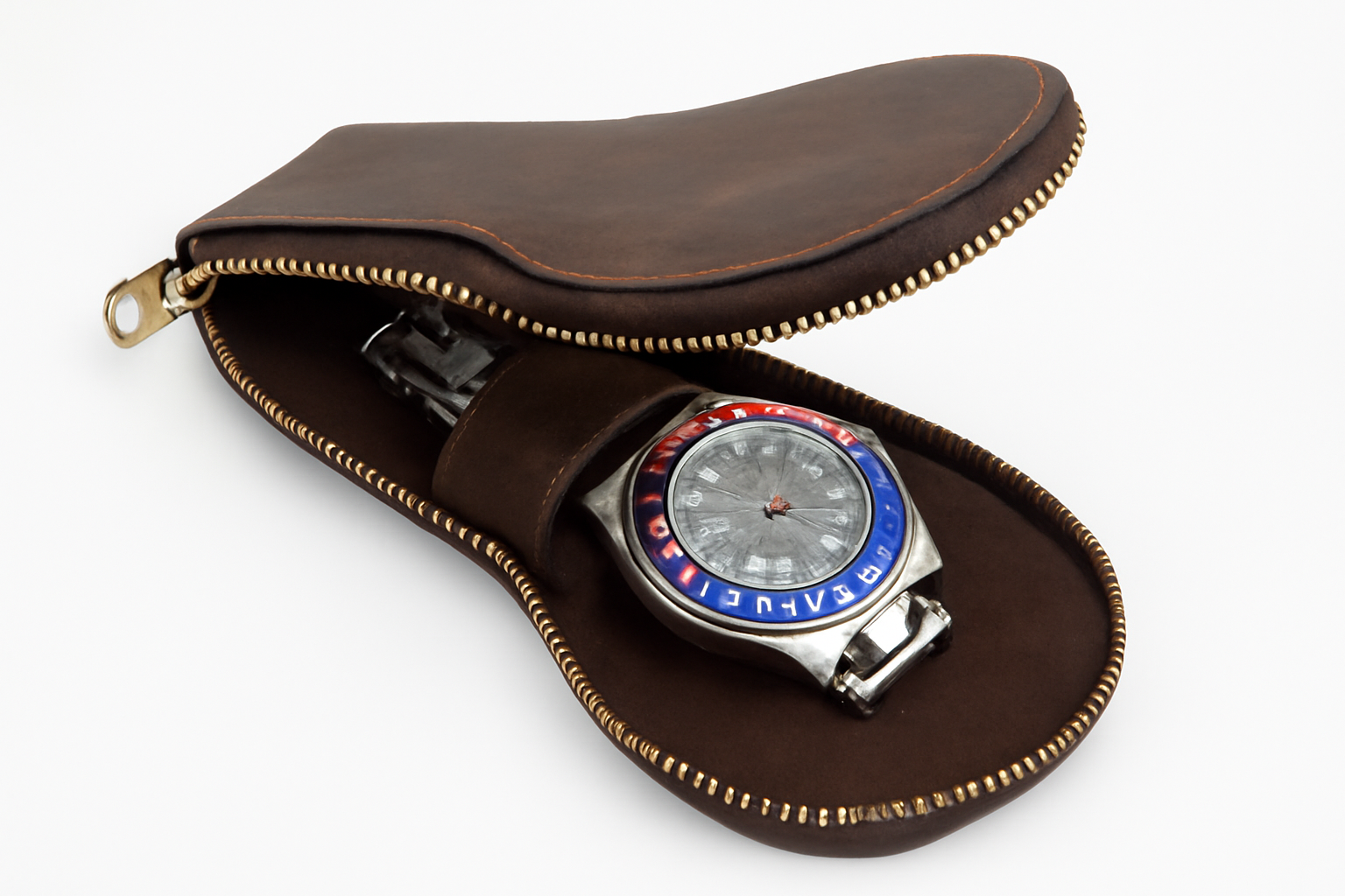 Étui de Voyage pour Montre en Cuir Vintage